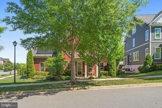 Building Photo - 17243 Miss Packard Ct
