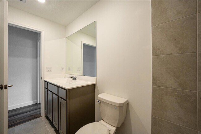 Building Photo - 6362 Windwood Wy
