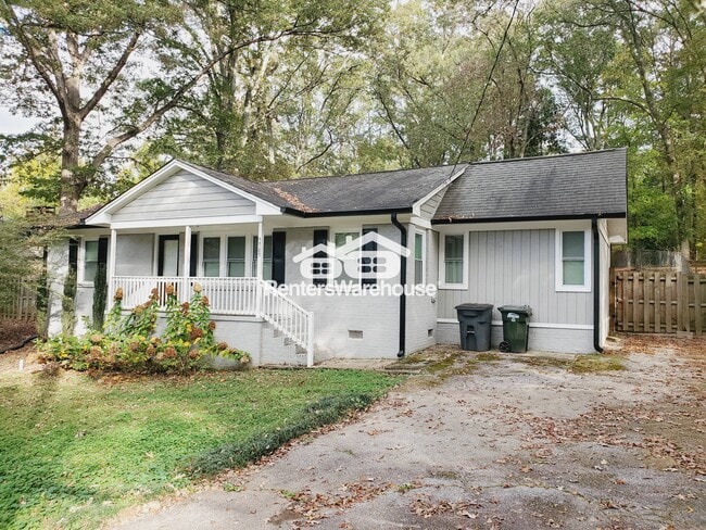 Building Photo - 5785 Crabapple Dr SW