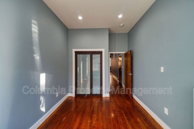 Building Photo - 1553 9th St NW