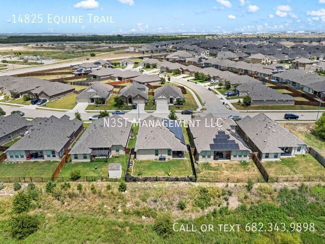 Building Photo - 14825 Equine Trail