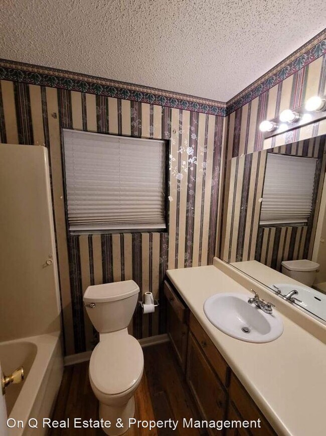 Building Photo - 2 br, 1 bath House - 3313 Quail Ridge Rd.