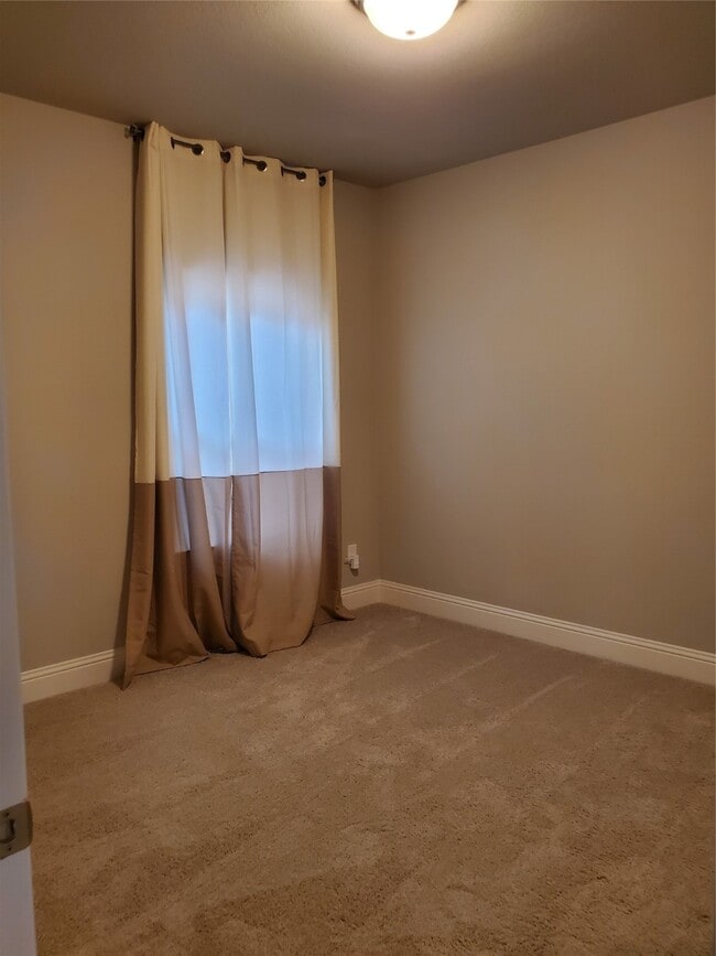 Building Photo - 2338 Cherrywood Ct