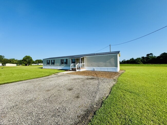 Building Photo - 3941 Mickey Ln