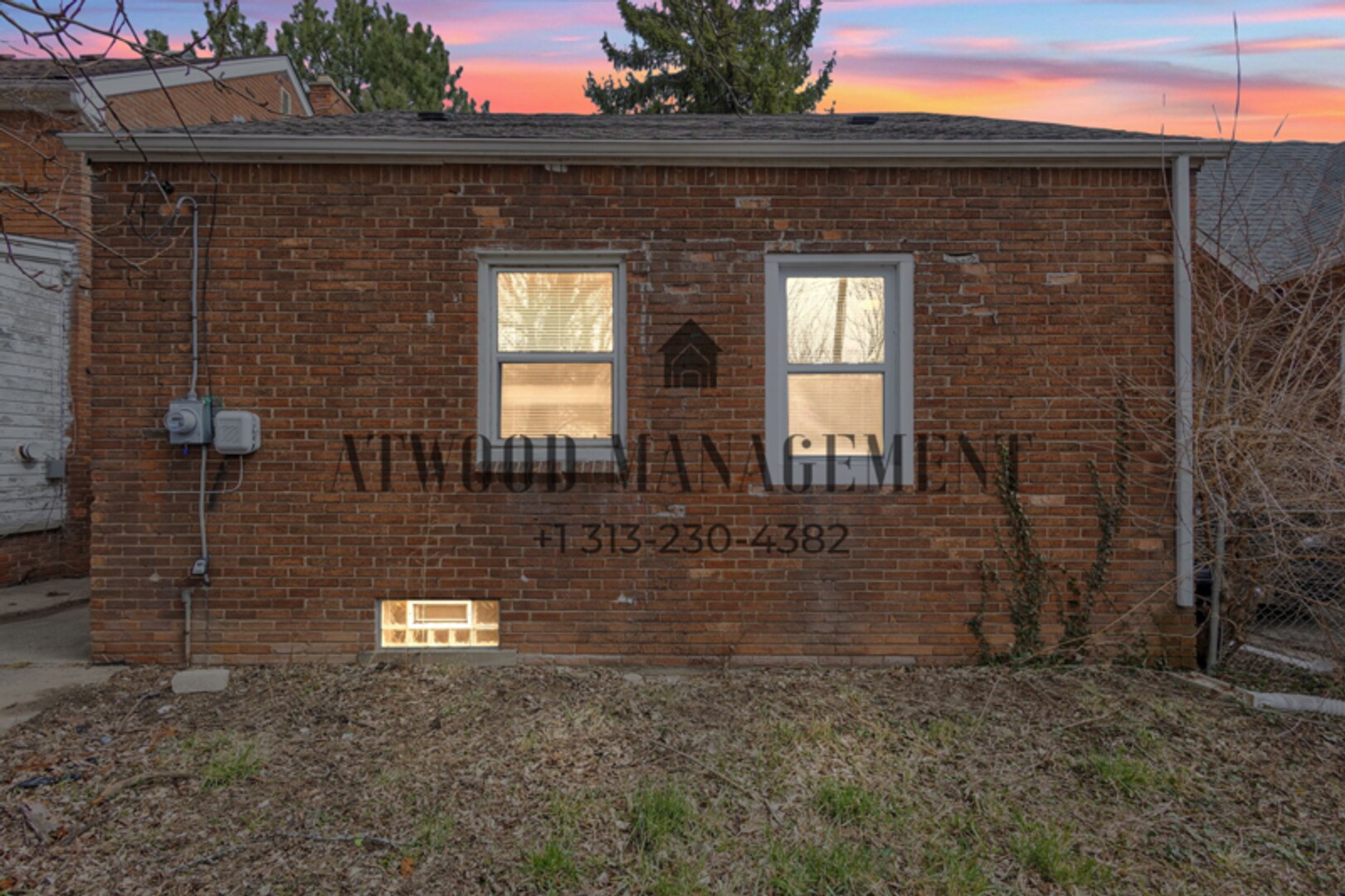 Building Photo - This beautifully updated 3-bedroom, 1-bath single-family home is ready for move-in!
