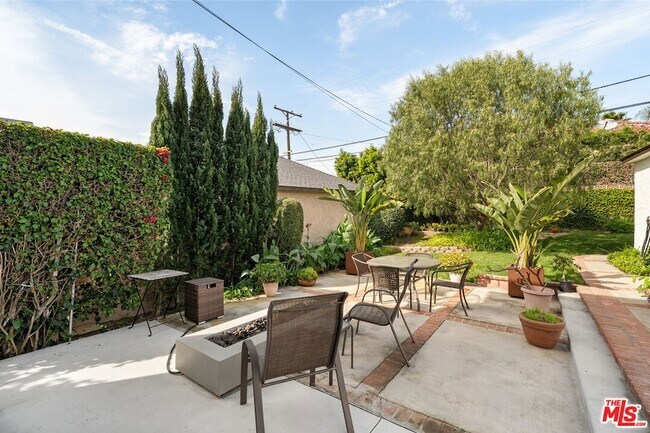 Building Photo - 7315 W 82nd St