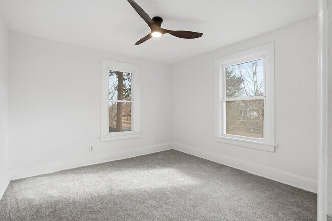 Building Photo - 1032 Kirkwood Blvd