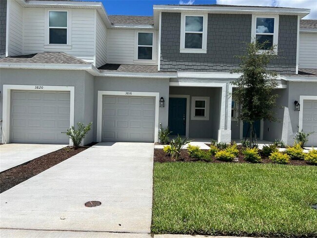 Building Photo - 3816 Sepia St