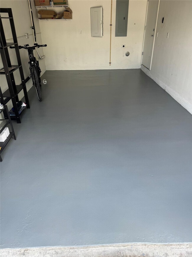 Building Photo - 4380 NW 8th Ct