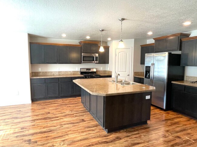 Building Photo - Beautiful Corner Lot Home for Rent in Badg...