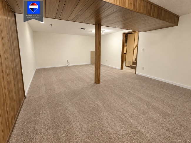 Building Photo - 1261 Derington Ave