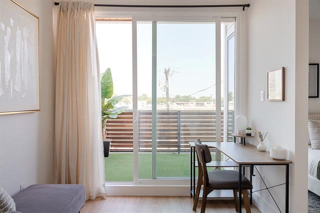 Building Photo - 167 S Prairie Ave