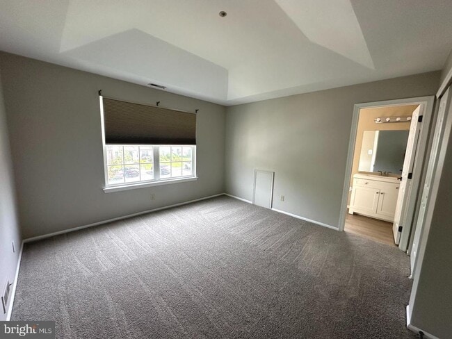 Building Photo - 154 Crestmont Dr