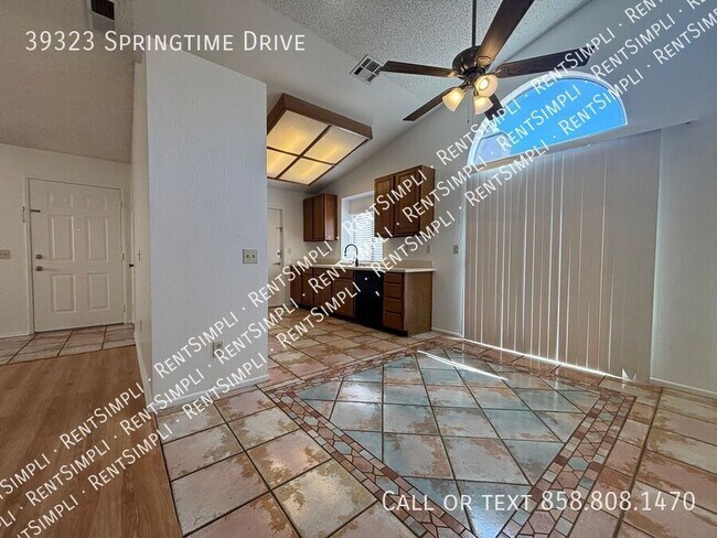 Building Photo - 39323 Springtime Dr