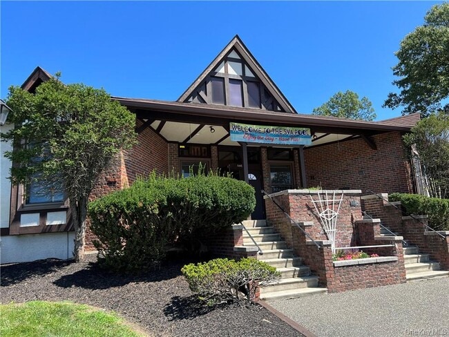 Building Photo - 768 Sierra Vista Ln