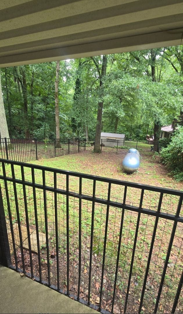 Building Photo - 8343 Lakedale Cir
