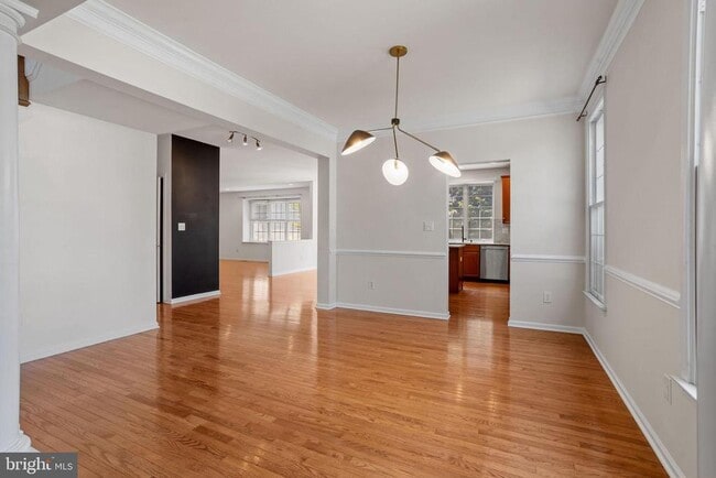 Building Photo - 50 Greylynne Dr