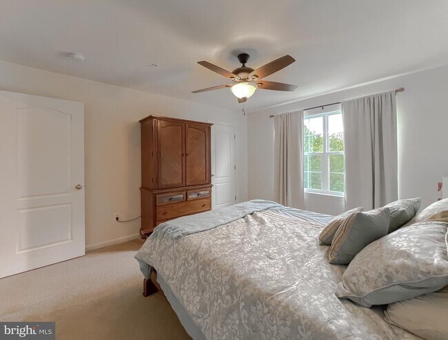 Building Photo - 46834 Jillian Grace Ct
