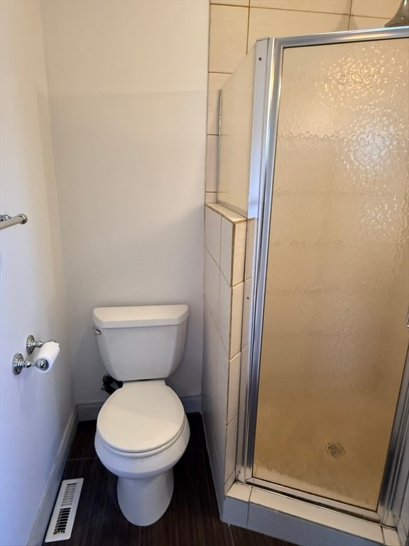 Building Photo - 96 King St