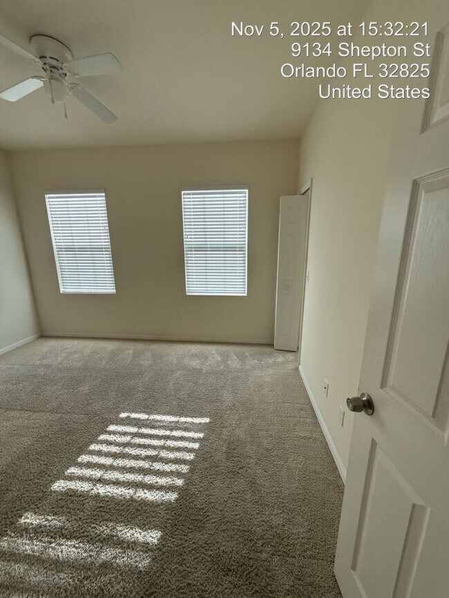 Building Photo - Beautiful Spacious 3 bed 2.5 bath Home in ...