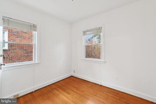 Building Photo - 5008 44th St NW