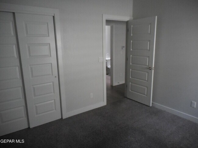 Building Photo - 13425 Emerald Crystal Dr