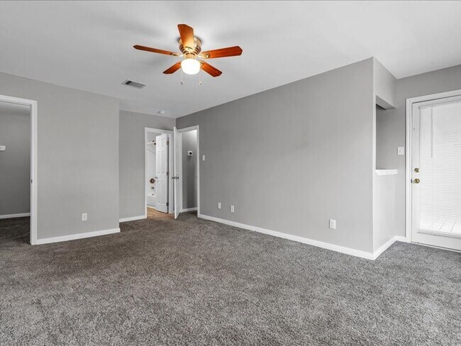 Building Photo - 9519 Pagewood Ln