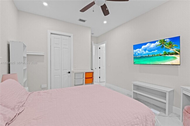 Building Photo - 11302 NW 9th St