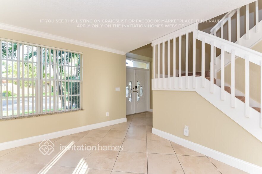 Building Photo - 9121 SW 215th Terrace