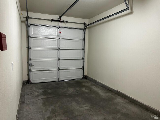 Building Photo - 2042 Ravello Way