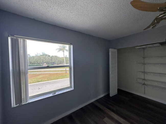 Building Photo - 7700 Stone Harbour Dr