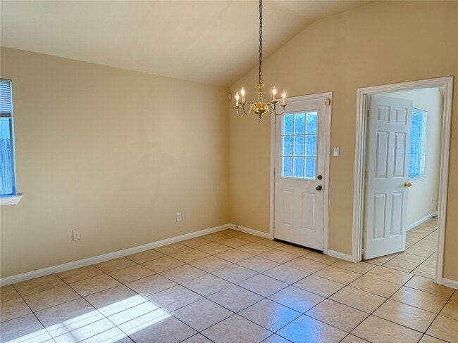 Building Photo - 4019 Teal Run Meadows Dr