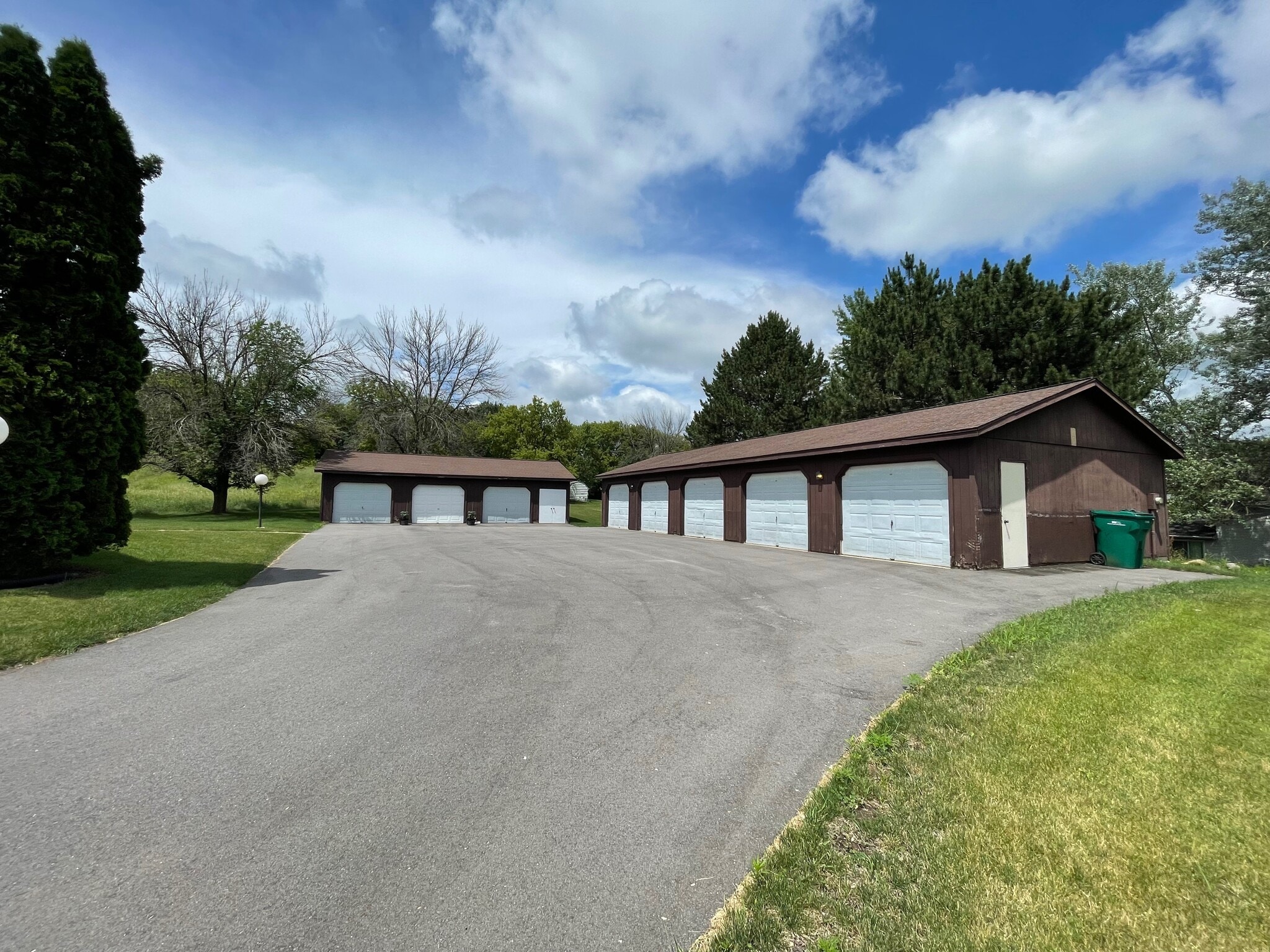 Building Photo - 1332 Field Ct