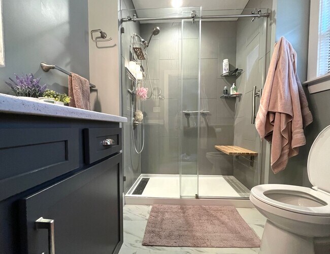 Building Photo - Lakefront Living in Lyman, SC