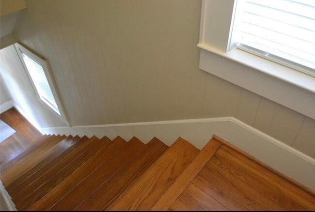 Building Photo - 1507 McDuffie St