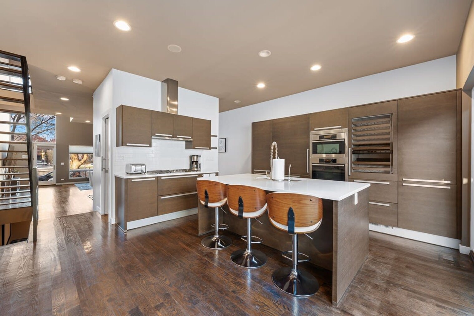 Building Photo - 2223 W Race Ave