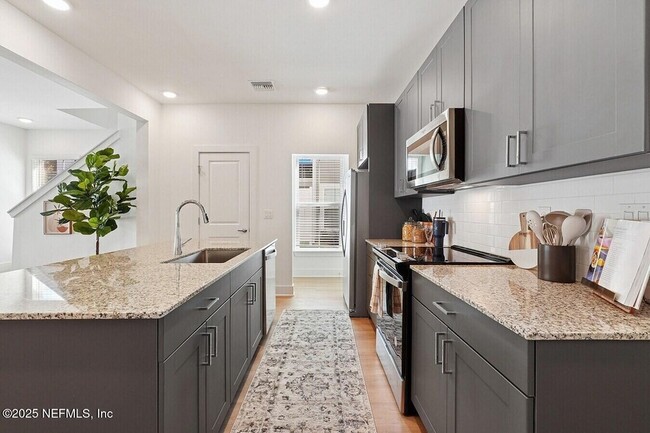 Building Photo - 3730 Dupont Ave