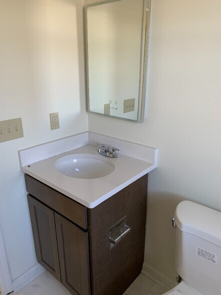 Building Photo - 209 Kenridge Rd