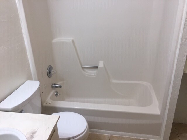 Bathroom - 3319 Lago Vista Dr