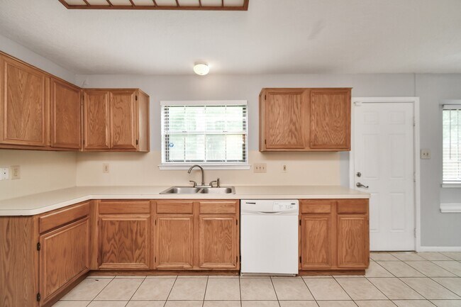 Building Photo - 2707 Blue Mist Dr