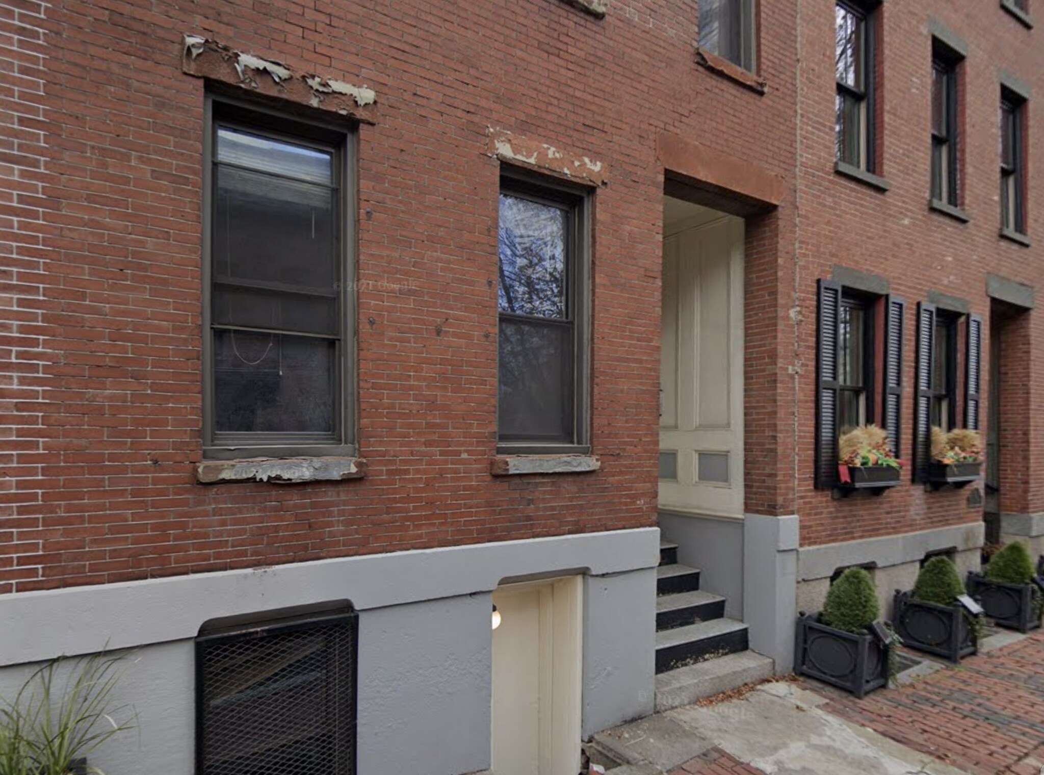 Building Photo - 38 Bradford St