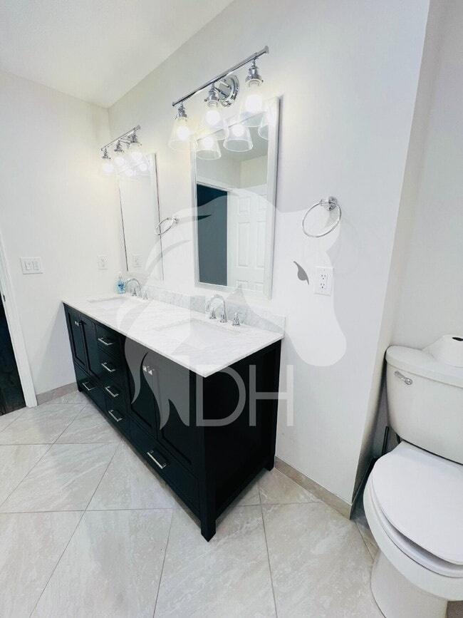 Building Photo - 414 Deer Run