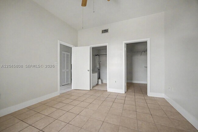 Building Photo - 7420 W 20th Ave