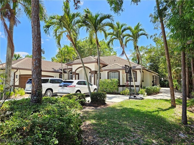 Building Photo - 8122 Wilshire Lakes Blvd