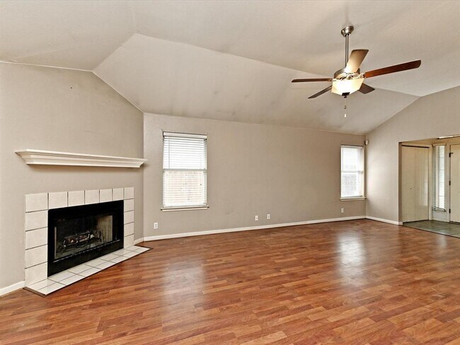 Building Photo - 14700 Menifee St