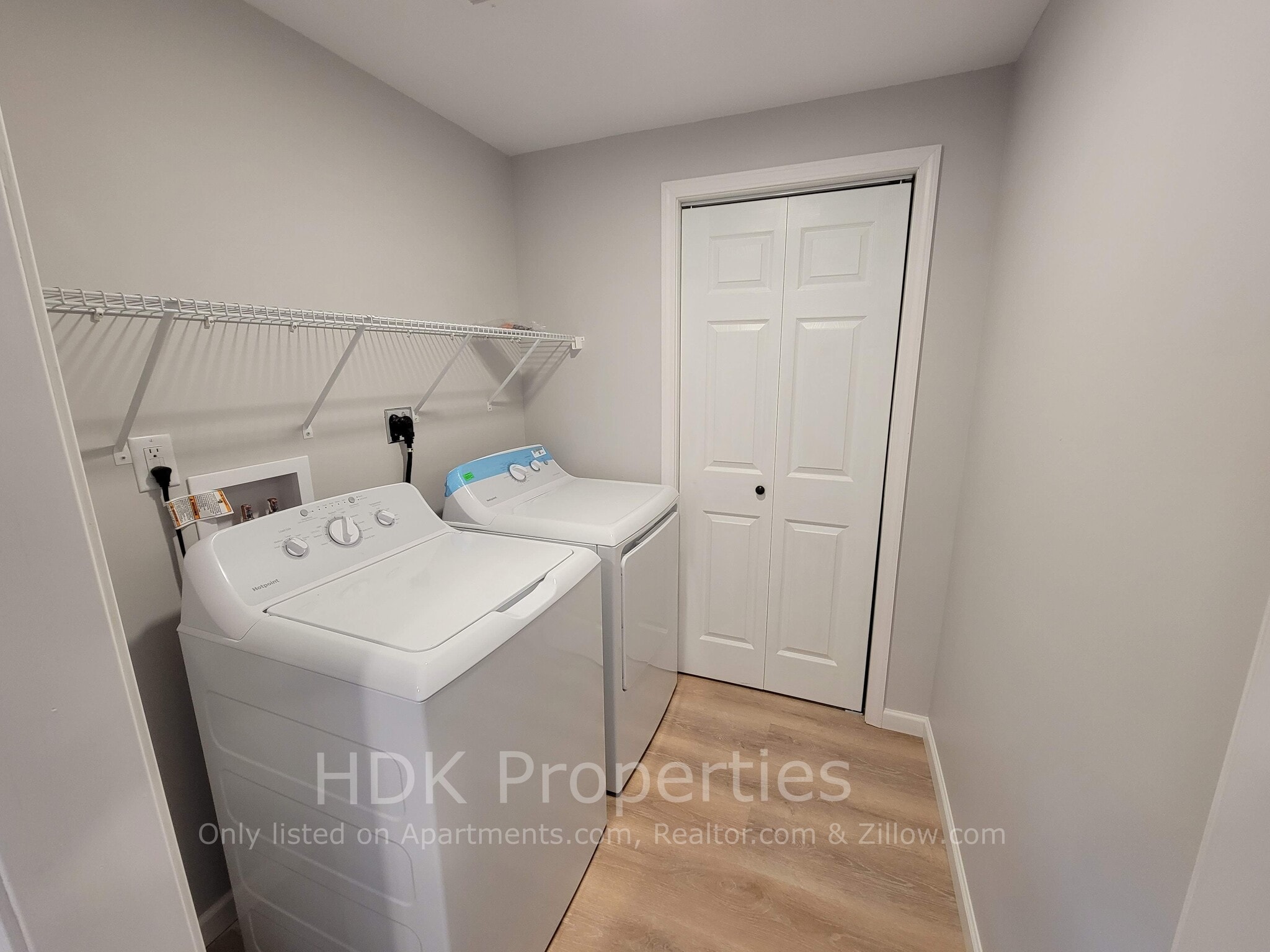 Laundry room - 1566 Sugar Grove Rd