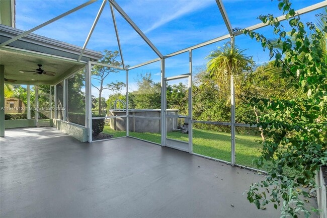 Building Photo - 8442 NW 57th Dr