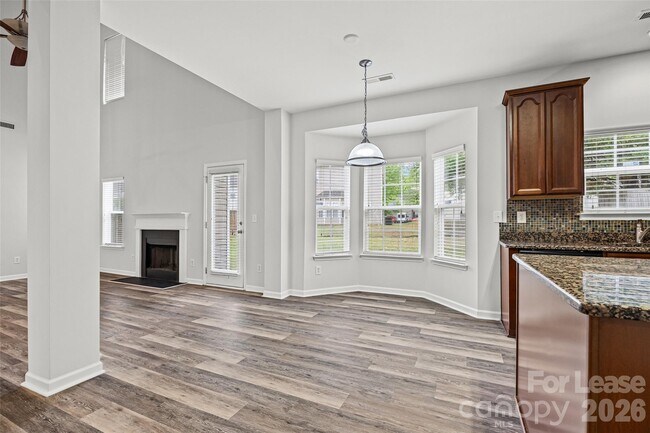 Building Photo - 2704 Piersland Drive