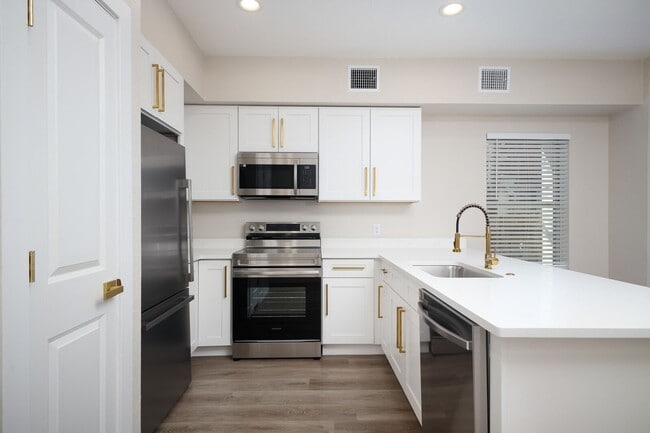 Building Photo - All Units Are Available With Brandnew Full Appliance Package