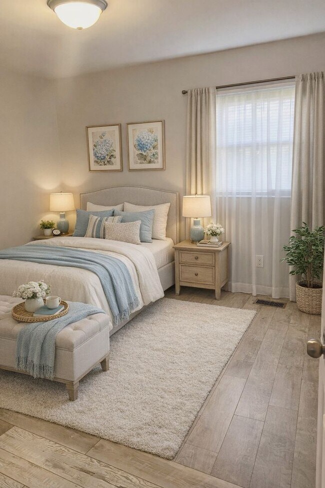 Building Photo - Updated 3BR 1BA Home w/ Garage & Updated Kitchen in Cincinnati